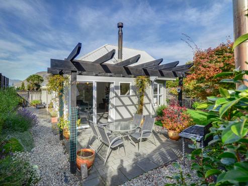 36B Sainsbury Road, Fernhill/Sunshine Bay