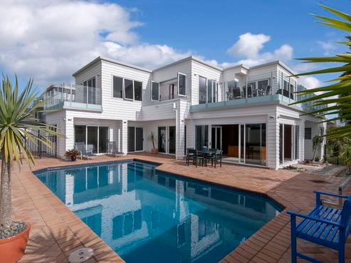 17 Quedley Court, Eastern Beach
