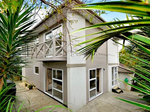 26B Penning Road, Castor Bay