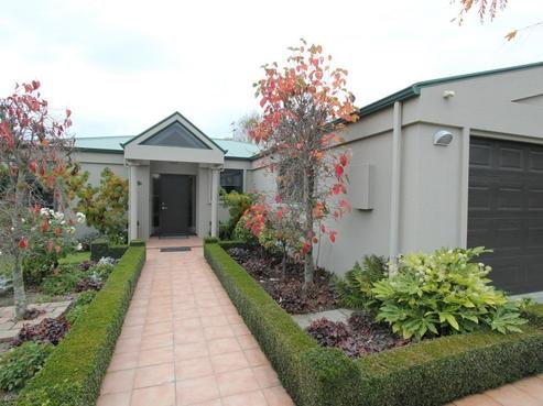 14 Catherwood Avenue, Allenton