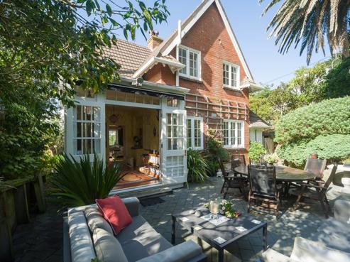 92 Monro Street, Seatoun