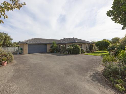 134 Guildford Drive, Paraparaumu Beach
