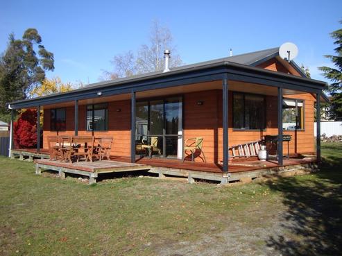 8 Simons Street, Twizel