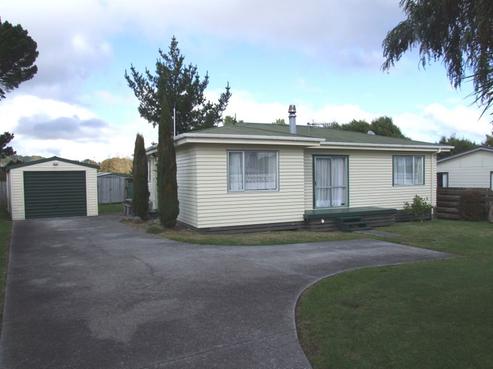 2/61 Arthur Crescent, Hilltop