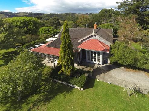 253 Trig Road, Whitford