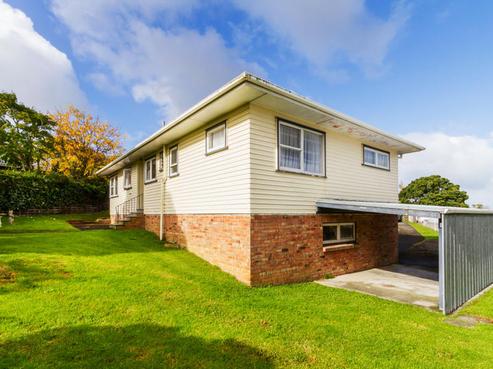 92 Tiverton Road, New Windsor
