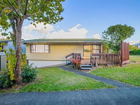 16 Anich Road, Massey