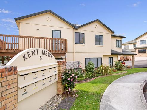 8/6 Sunnydale Place, Oteha