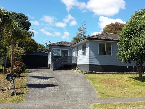 348 Roscommon Road, Clendon Park