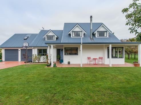 39 Downes Avenue, Springvale
