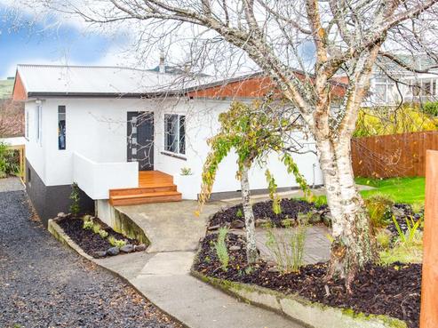 33 Duckworth Street, Andersons Bay