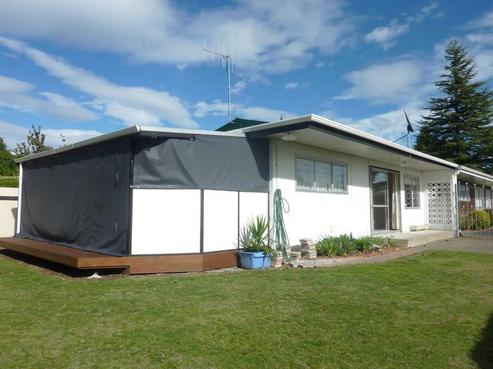 2/21 Kinloch Road, Kinloch