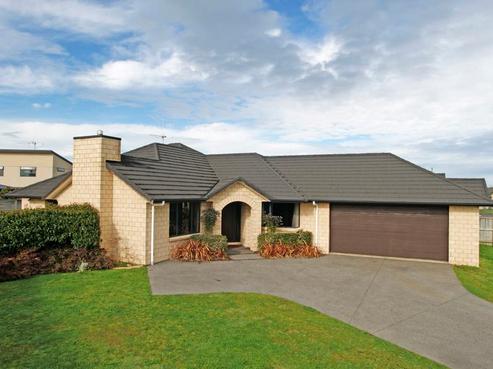 44 Palliser Drive, Huntington