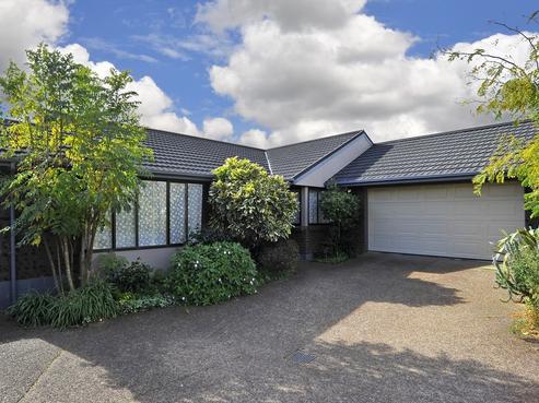 55 Oliver Road, Eastern Beach