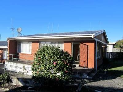 1/75 Pembroke Street, Hamilton Lake