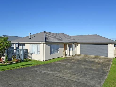 96 Kirton Drive, Riverstone Terraces