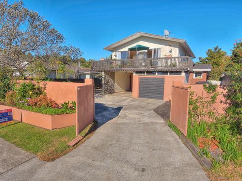 39 Lawrence Crescent, Hillpark