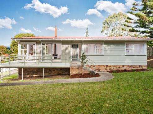 16 Pasteur Place, New Windsor
