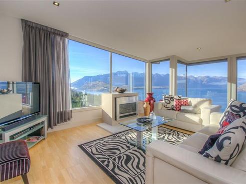 17B Von Place, Fernhill/Sunshine Bay