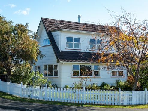 20 Churchill Avenue, Richmond