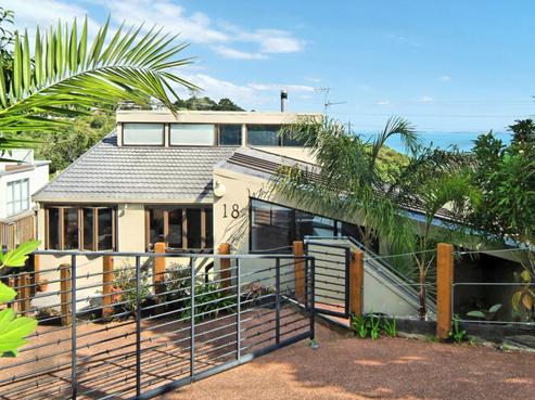 18 James Tyler Crescent, Lynfield