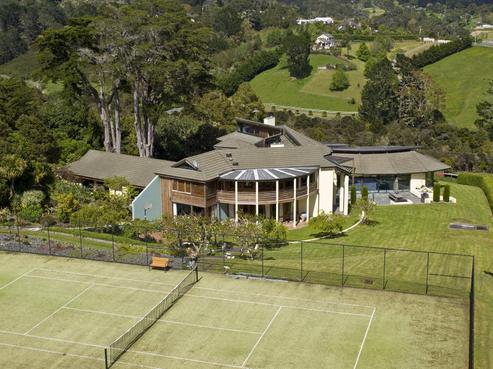 41 Gails Drive, Okura