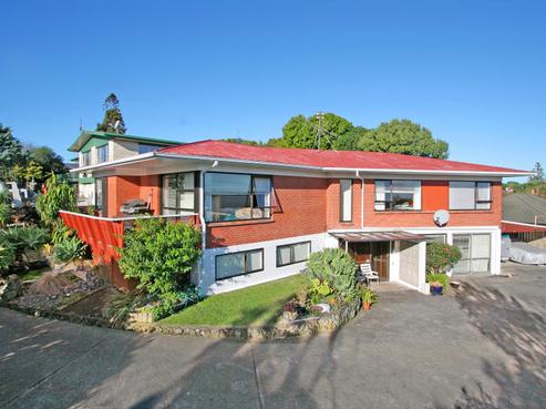 14 Brouder Place, Hillpark