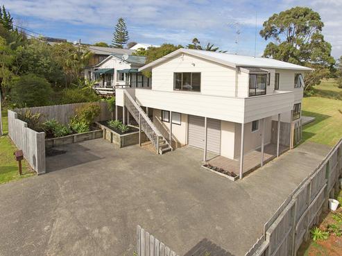 1291 Whangaparaoa Road, Army Bay