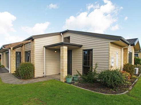 35/3 Turnbury Court, Rototuna