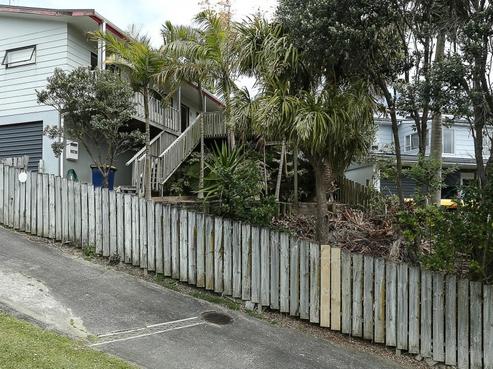 1/14 Camilla Grove, Totara Vale