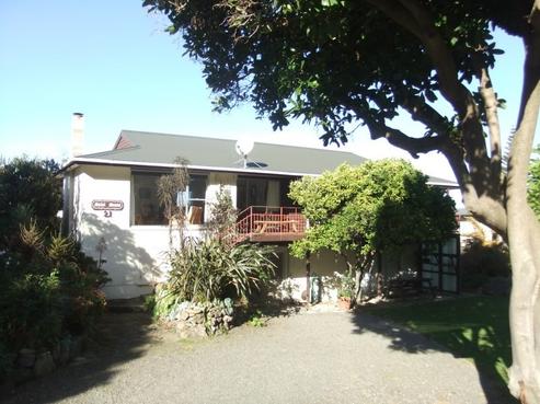 21 Moody Street, Gore Bay