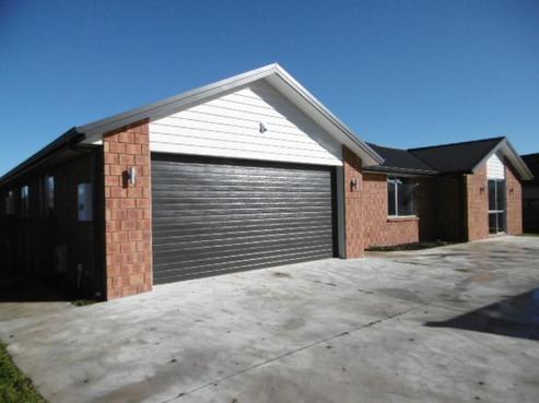 12 Barwick Place, Huntington
