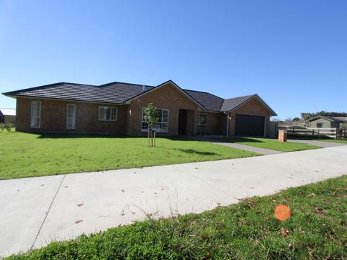 1 Giarni Place, Karaka