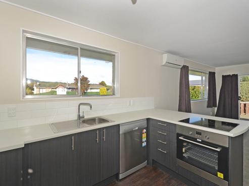 1/21 Akron Grove, Totara Park