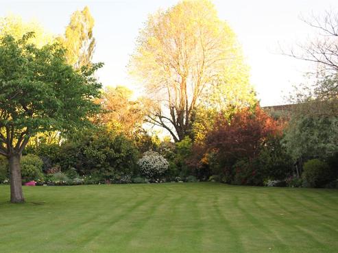 10 Grangewood Lane, Burnside