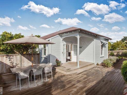 1 Newell Street, Point Chevalier