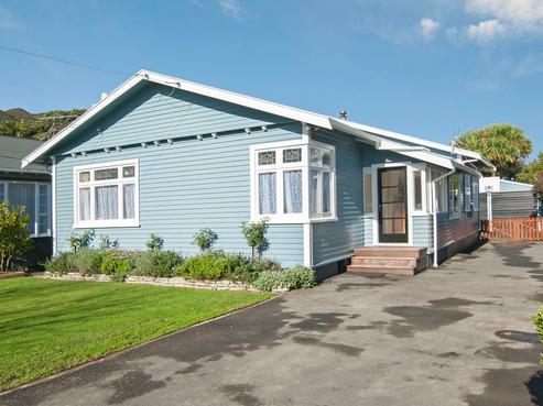 145 Whites Line East, Waiwhetu