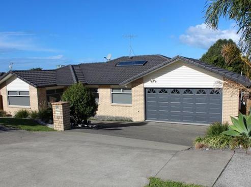 43 Chesterfield Way, Orewa