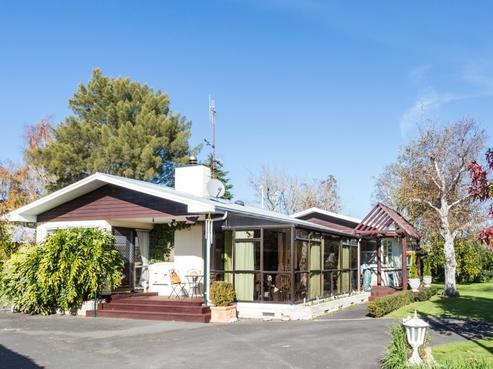 1033 Pakowhai Road, Frimley