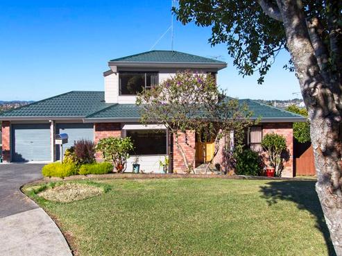 15 Cambric Place, Botany Downs