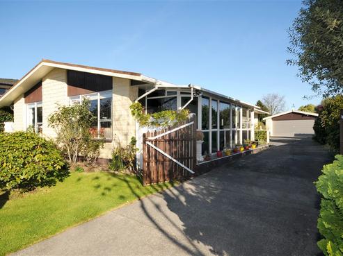 65 Glenmore Avenue, Casebrook