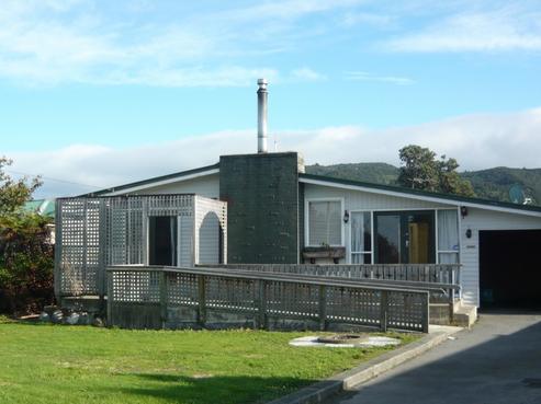 18 Daniell Street, Featherston