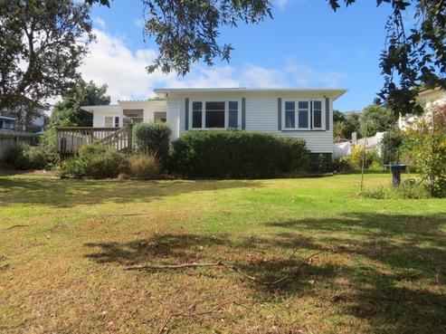 2 Pine Ridge Terrace, Waikanae Beach