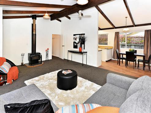 4 Hersham Place, Bromley