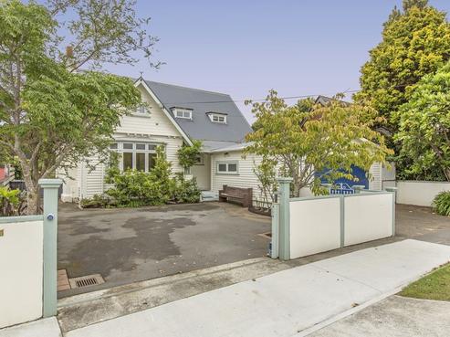 129 Kings Crescent, Central Hutt