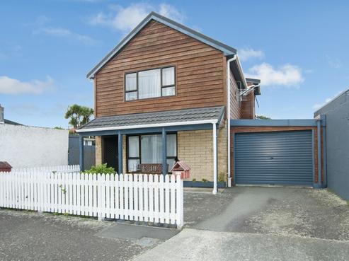 18A Oriental Street, Petone