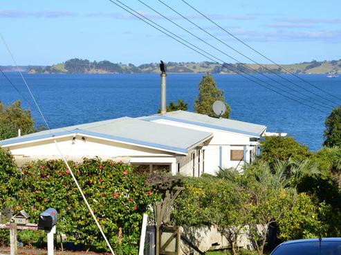 67 Clinton Road, Tawharanui Peninsula
