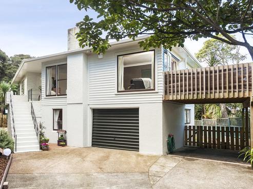 60 Tainui Road, Titirangi