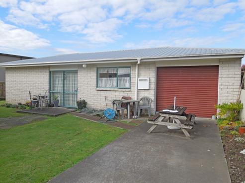 2/24A Browne Street, Waitara