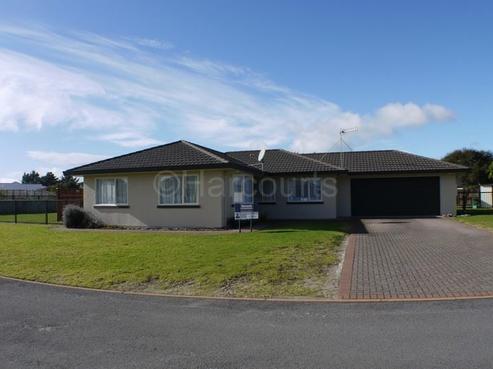 8 Prita Lane, Coastlands
